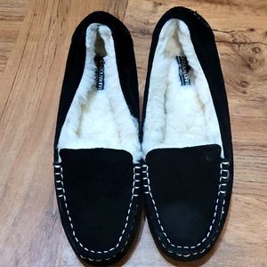 KOOKABURRA BY UGGS SLIPPERS SIZE 10 EUC - VERY WARM - MOCCASINS